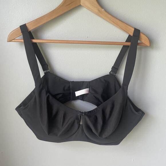 Cacique Full Coverage Bra 44 C Underwire Black Satin Cups Adjustable Strap Women - Picture 1 of 8